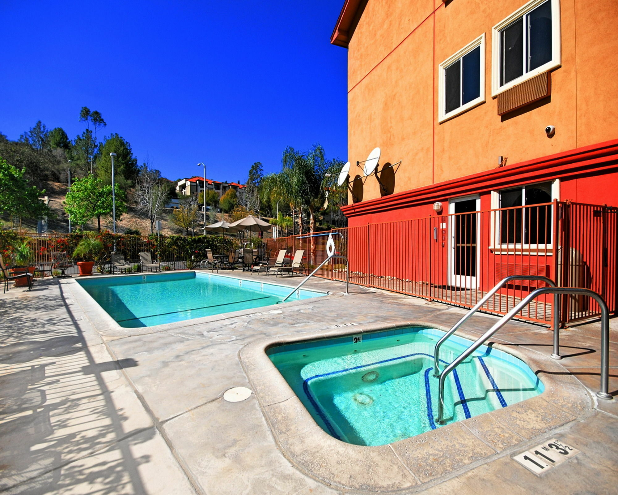 Comfort Suites Near Six Flags Magic Mountain Stevenson Ranch Exterior foto